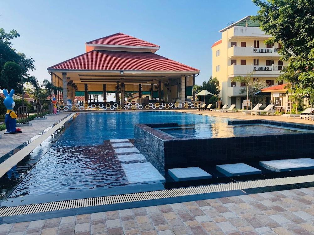 New Travel Beach Hotel & Resort Chao Lao Strand Eksteriør billede
