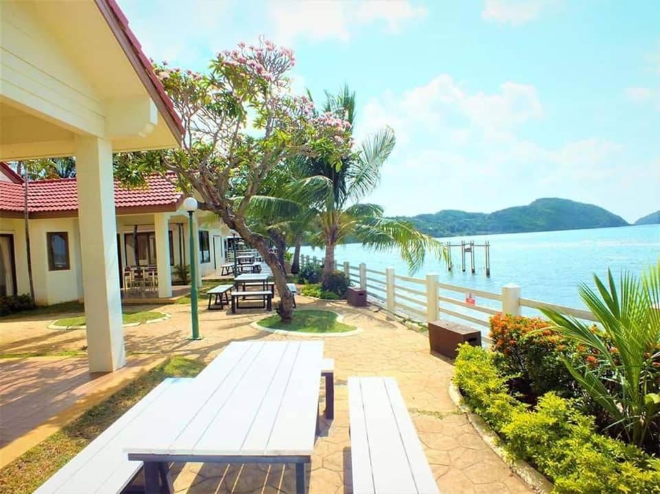 New Travel Beach Hotel & Resort Chao Lao Strand Eksteriør billede