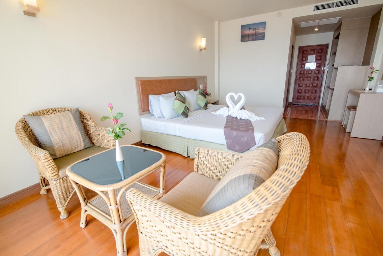 New Travel Beach Hotel & Resort Chao Lao Strand Eksteriør billede