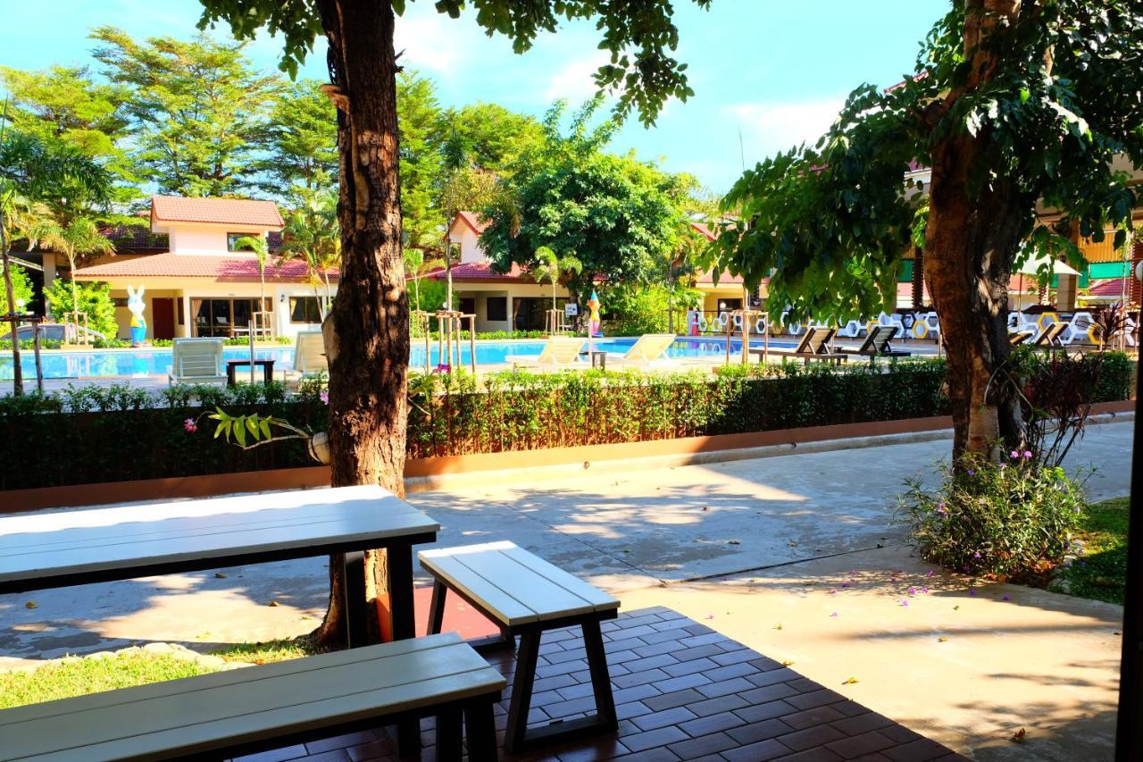New Travel Beach Hotel & Resort Chao Lao Strand Eksteriør billede