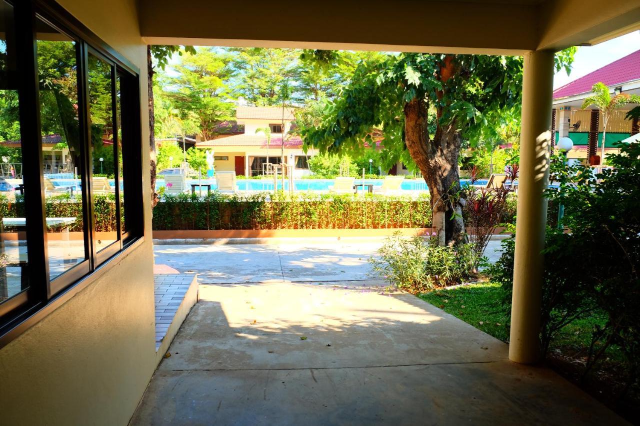 New Travel Beach Hotel & Resort Chao Lao Strand Eksteriør billede